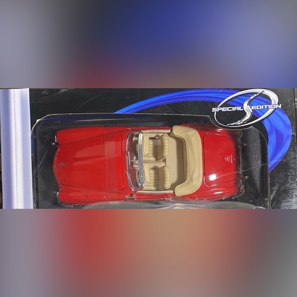 VTG1955 Mercedes-Benz 190 SL Red Convertible Maisto 1:18 DieCast Special Edition - Picture 3 of 6